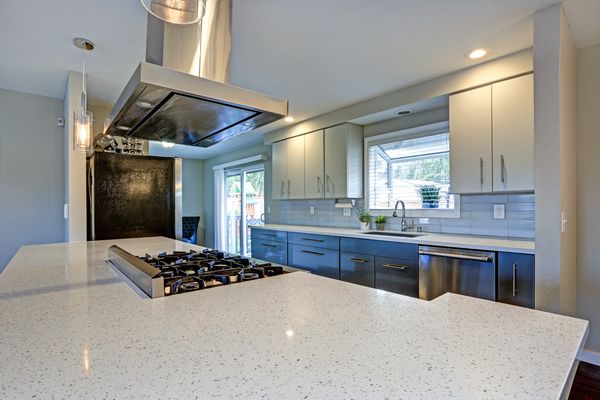 Top quality Auburn quartz countertops in WA near 98002